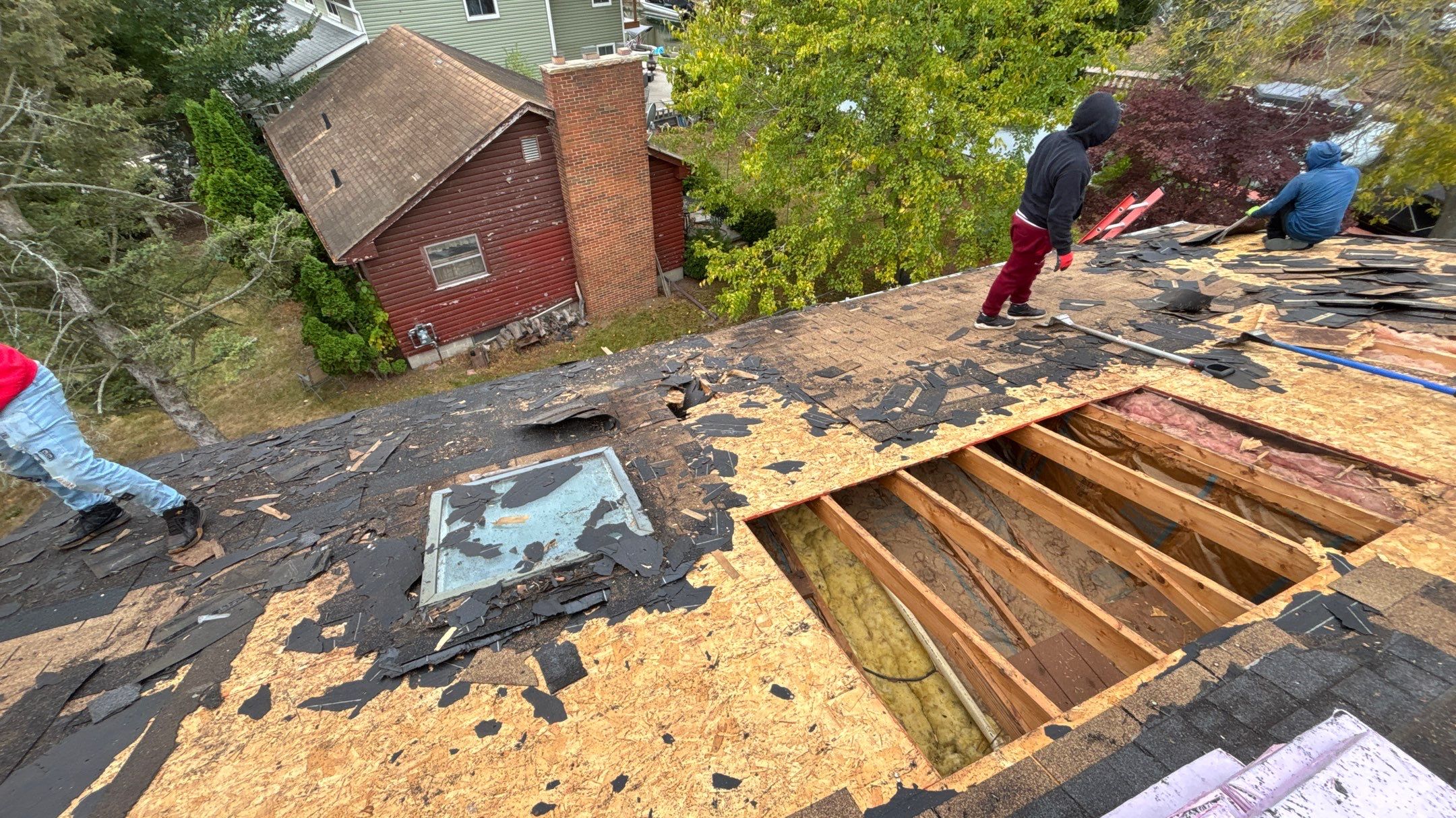 Roof Replacement using Owens Corning Onyx Black by 180 Contractors