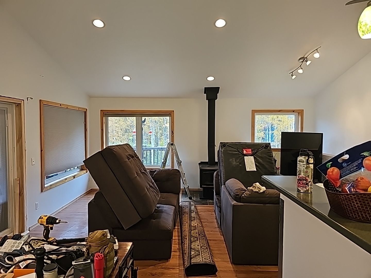 Interior Painting Refresh by Midnight Sun Painting