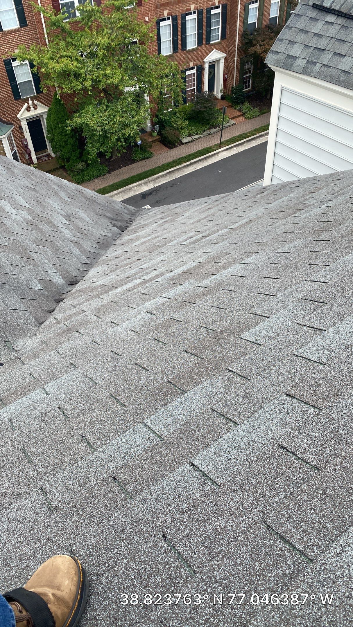 Alexandria: Residential Roof Replacement with CertainTeed Landmark in Georgetown Gray by RM Banning, Inc.