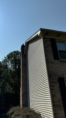 Turtle Shell gutter protection installation in Naperville, IL 60540, photograph 14