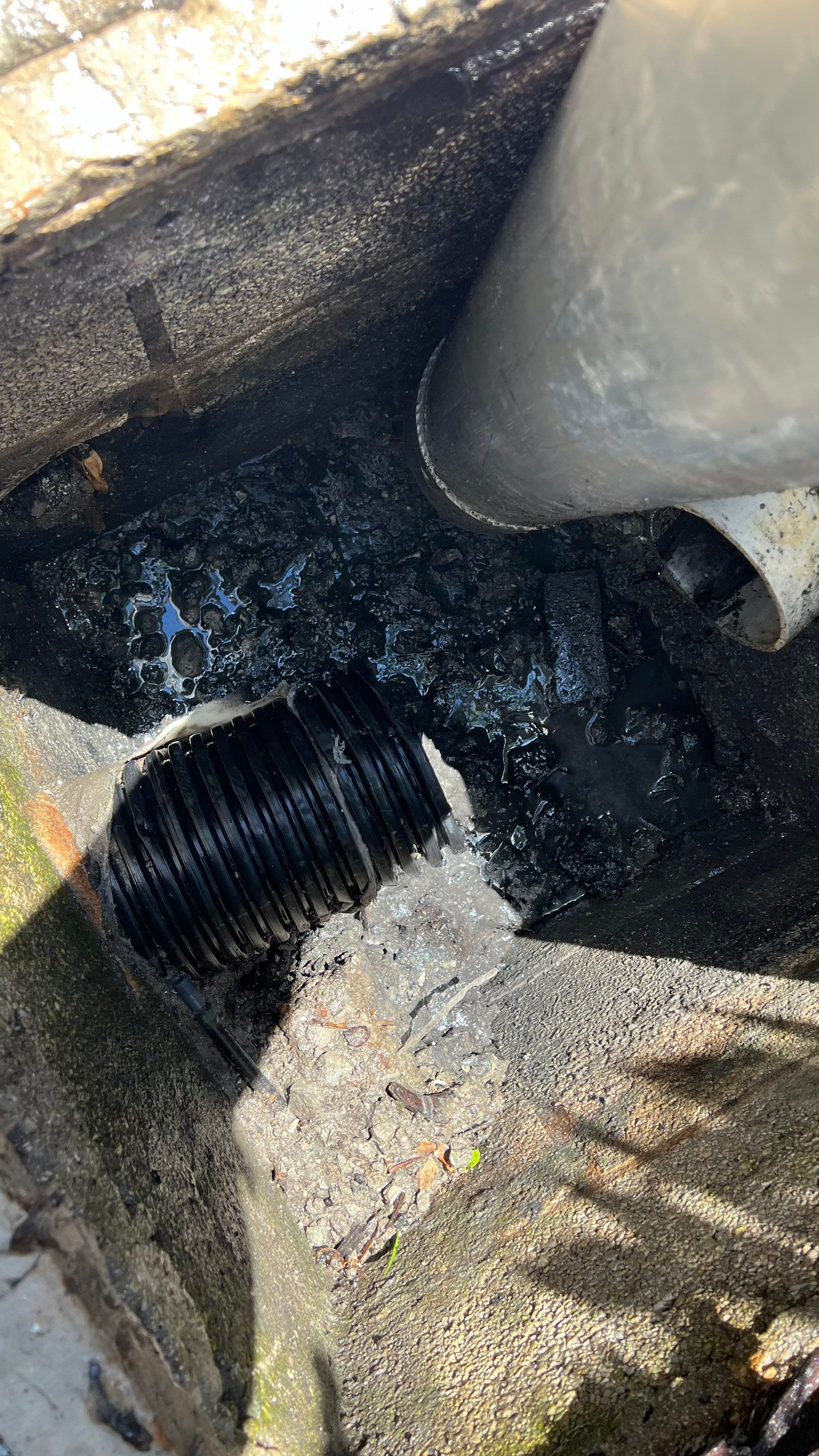 Naples Condo Catch Basin Cleaning by APS Power & Water