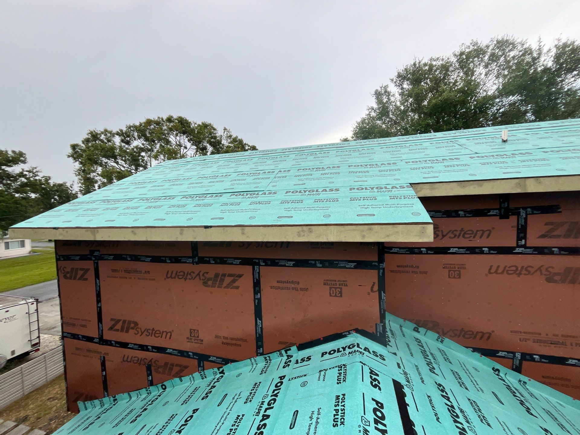 Project in Gulfport 33707 by Mitchell Roofing Company LLC 