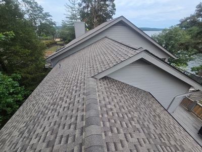 GAF Timberline HDZ Roof Replacement and Skylight Installation in Counce