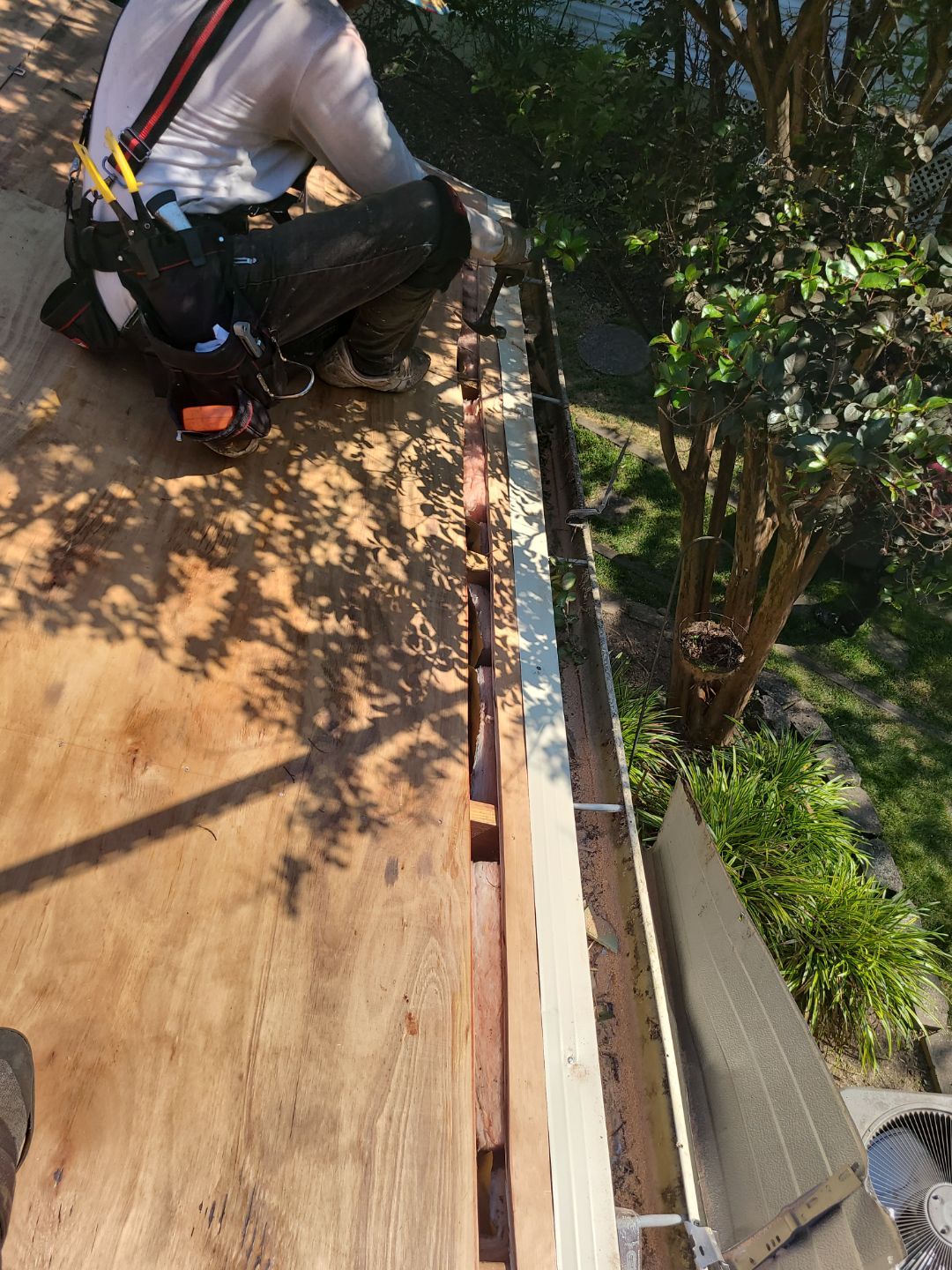 Vienna: Roof Replacement with CertainTeed Landmark Designer Shingles in Moire Black by RM Banning, Inc.