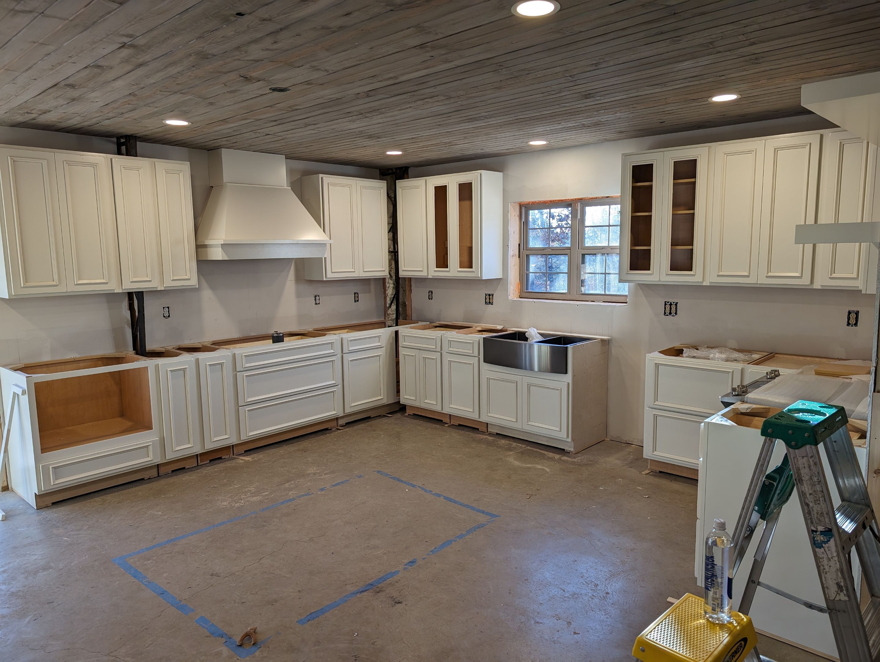 Jones Painted Maple Kitchen by Kitchen Works LLC