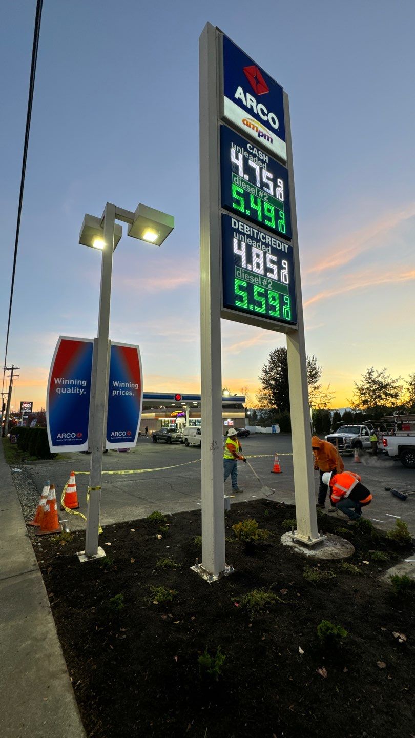 Project CSI, am-pm gas station.  by Jireh Asphalt & Concrete Inc 