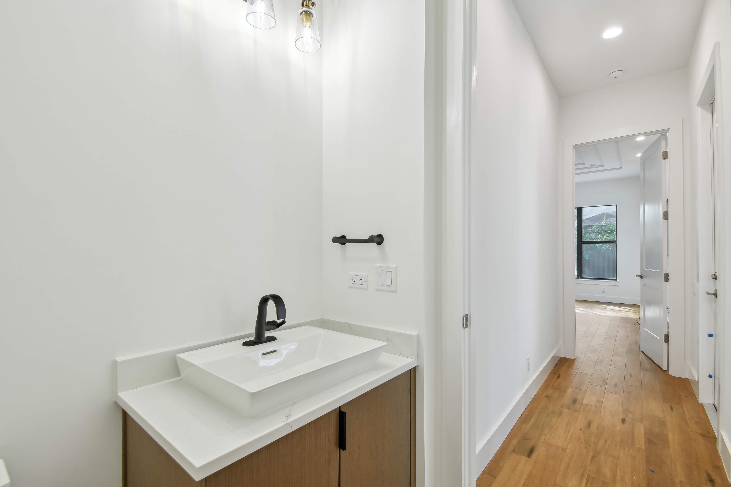Coastal Soll II by Lyons Heritage Tampa, LLC