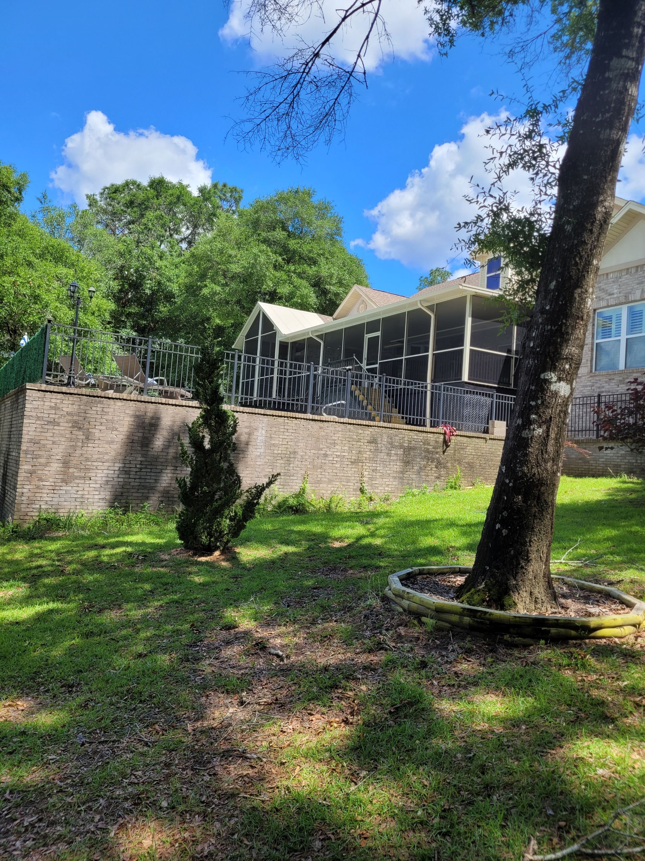 Elevated Screen Room in Crestview by Titan Sunrooms