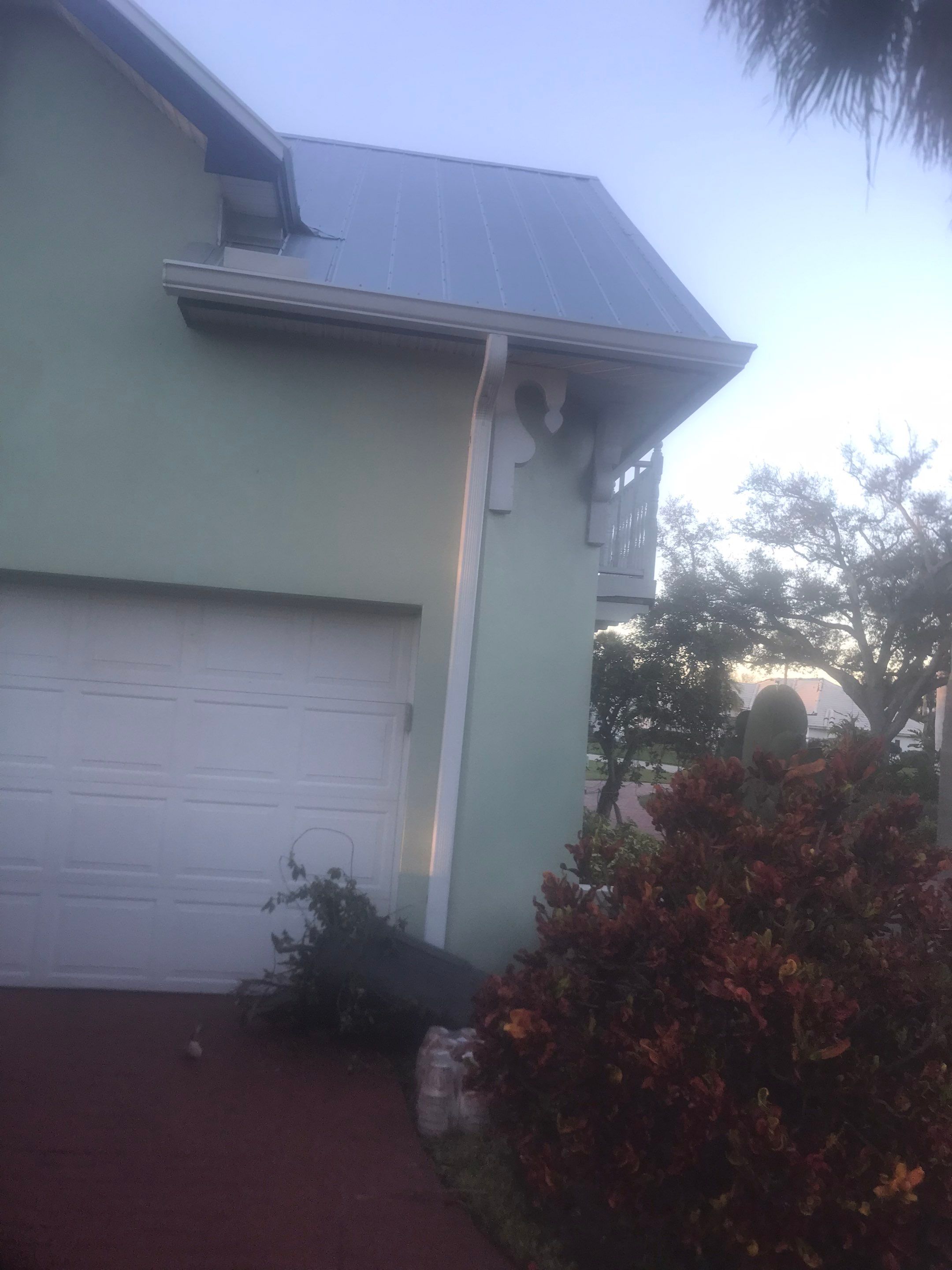 7-Inch Seamless Gutters in Cape Coral FL by Gutter Professors