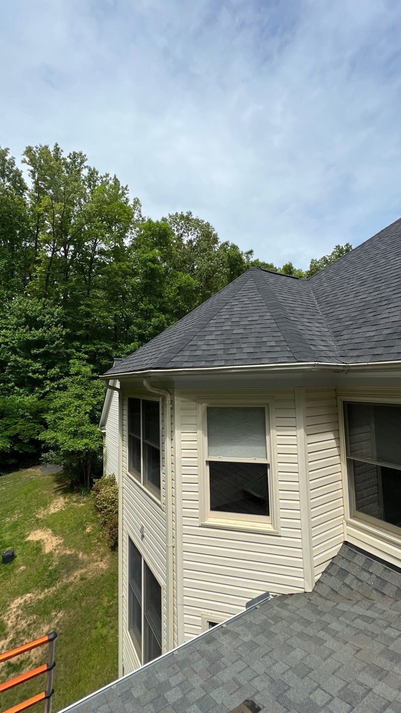 Clifton - CertainTeed Landmark Charcoal Black by RM Banning, Inc.