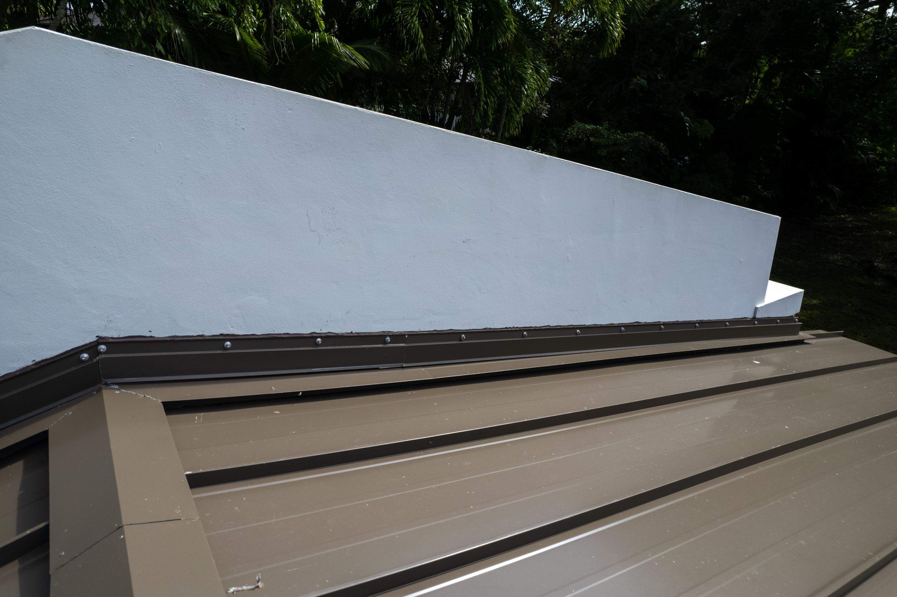 Metal Roof - Galvalume - Medium Bronze by Istueta Roofing