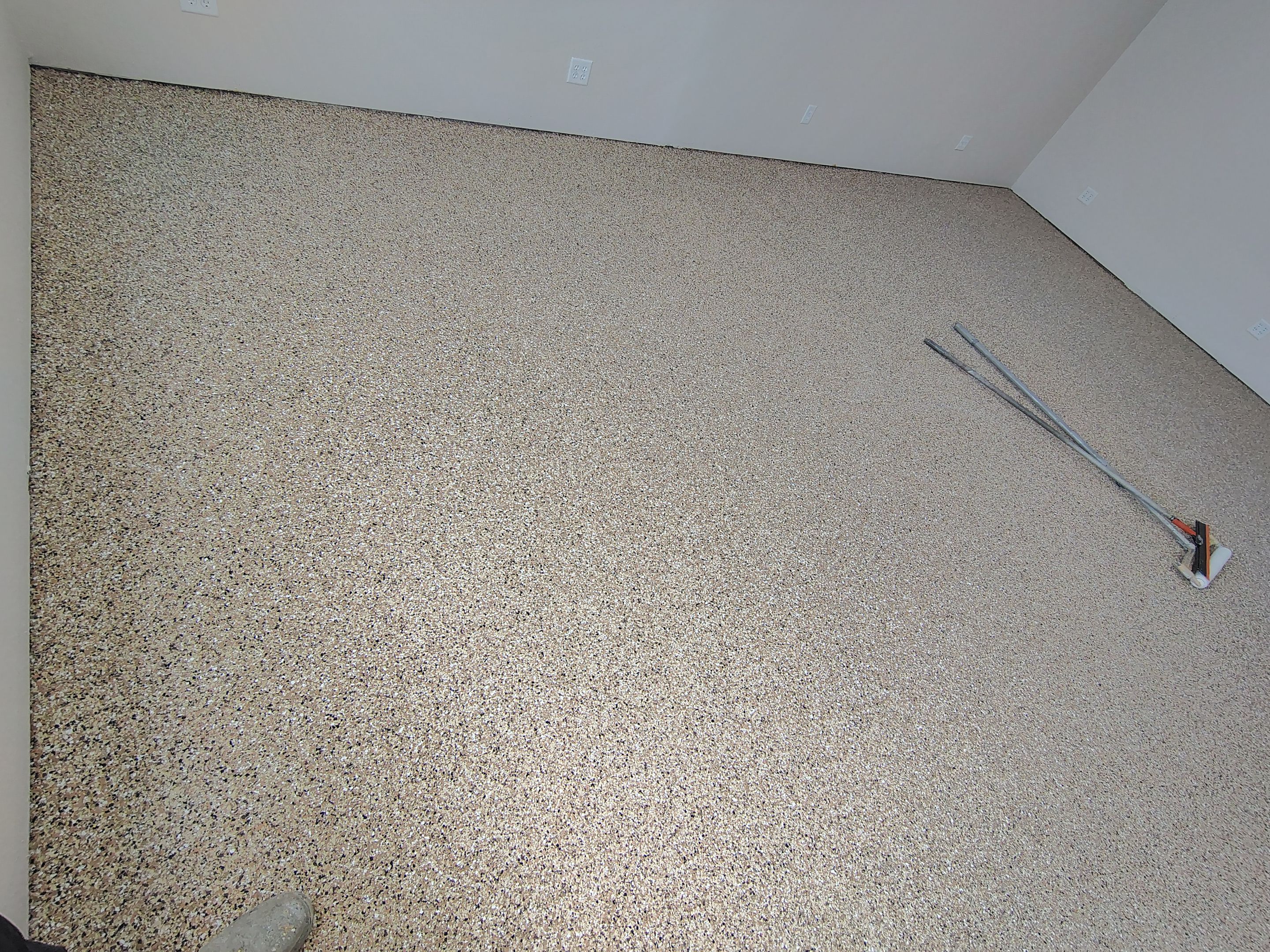 Durable Epoxy Flake Floor Coating for Commercial Workshop by Select Painting, Coatings & Garage Cabinets
