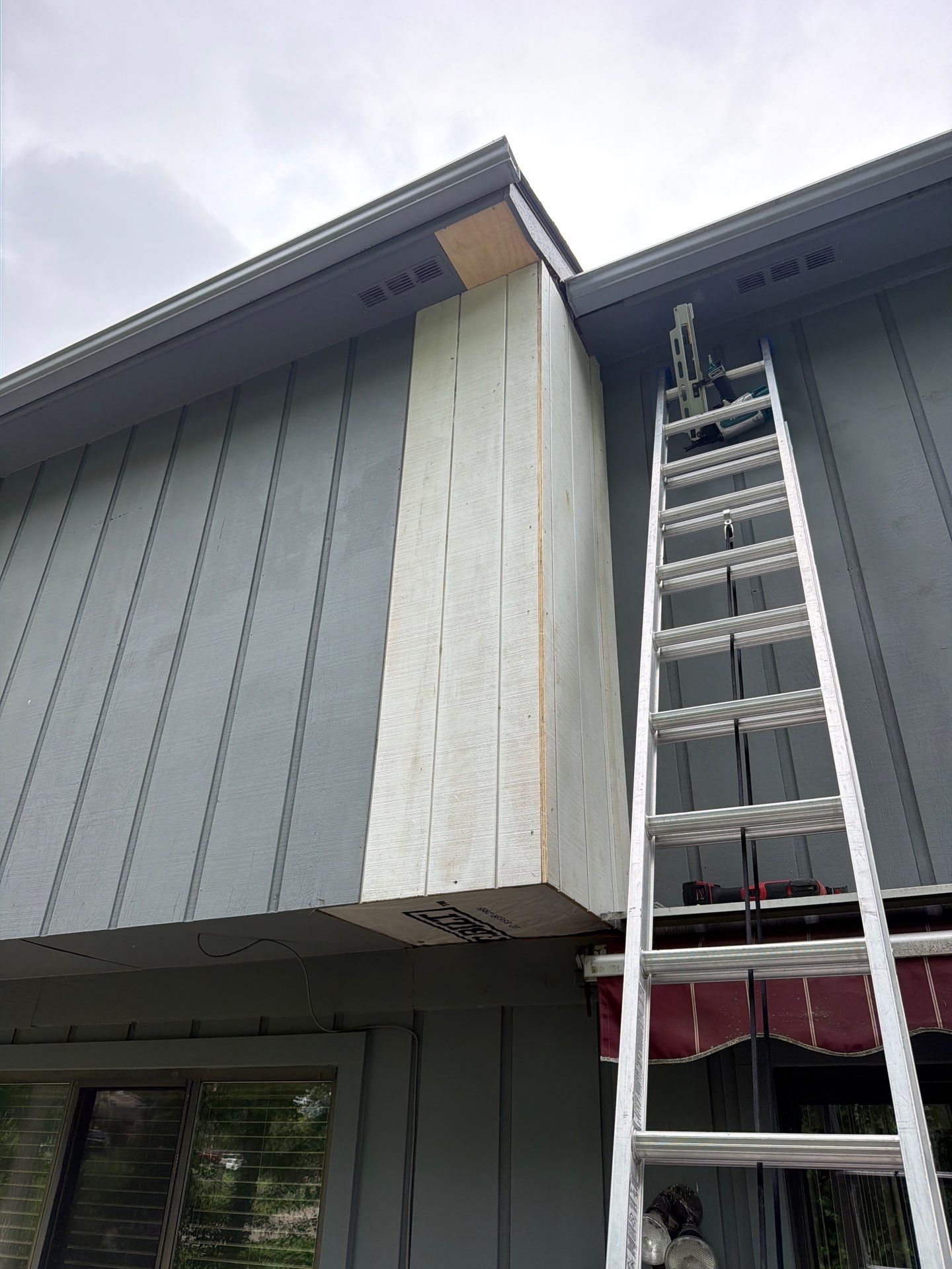 Roof Replacement using Owens Corning Tru Definitions by 180 Contractors