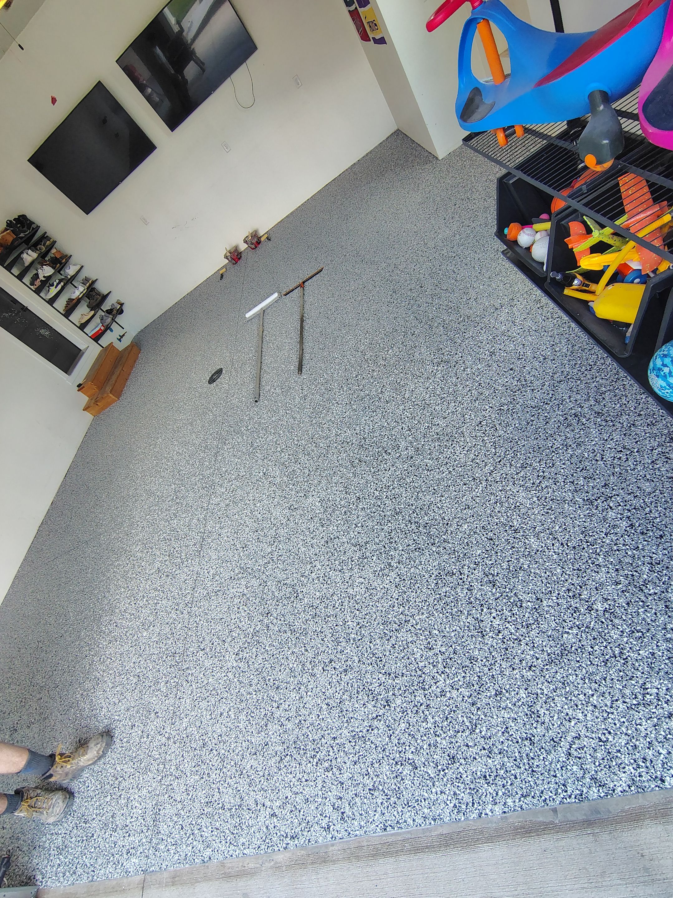 Dell Rapids Multi-Car Garage Concrete Floor Coating and Repair by Select Painting, Coatings & Garage Cabinets