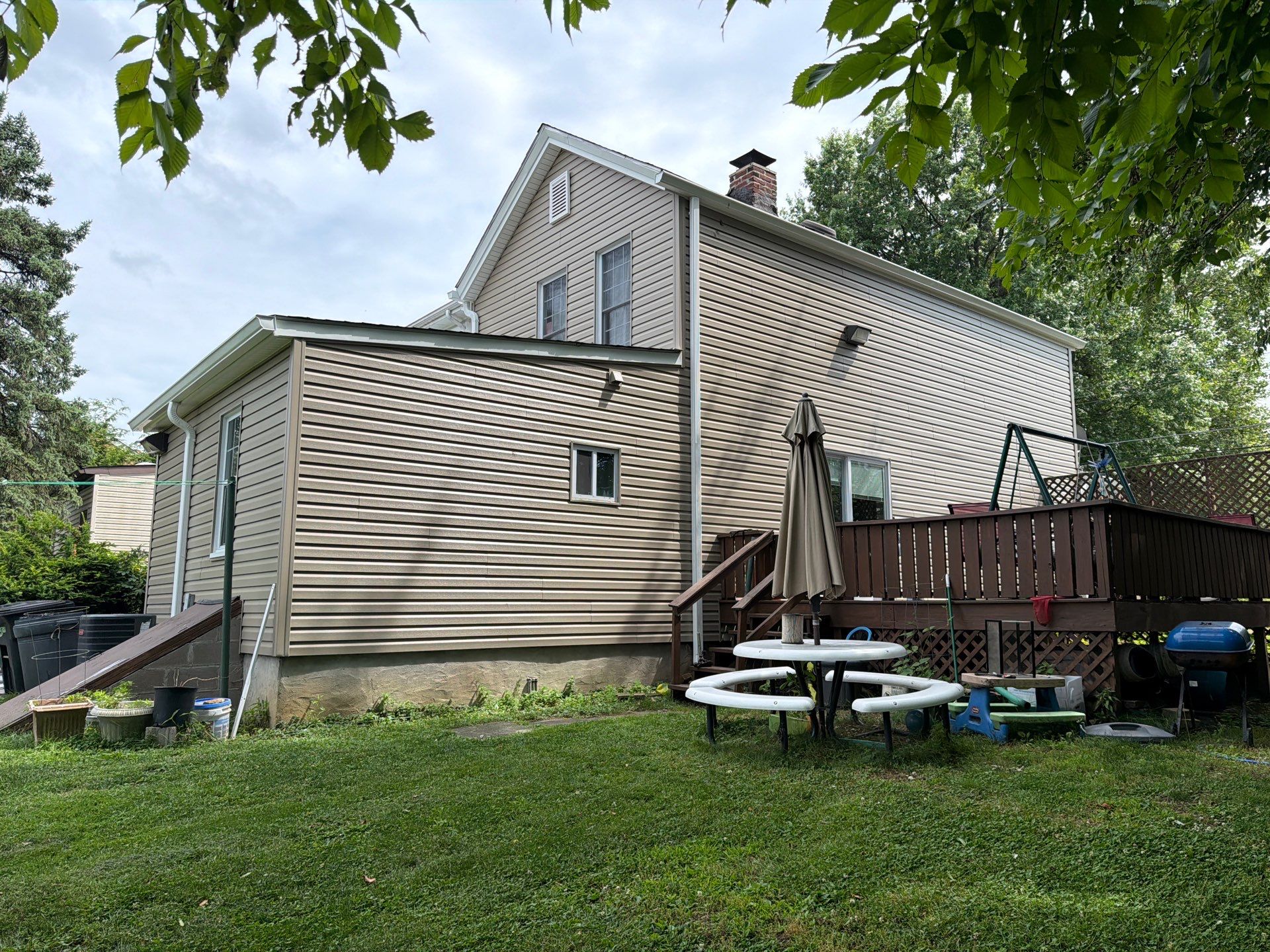 Beautiful Vinyl Siding Renovation in Clairton by Ideal Siding Pittsburgh