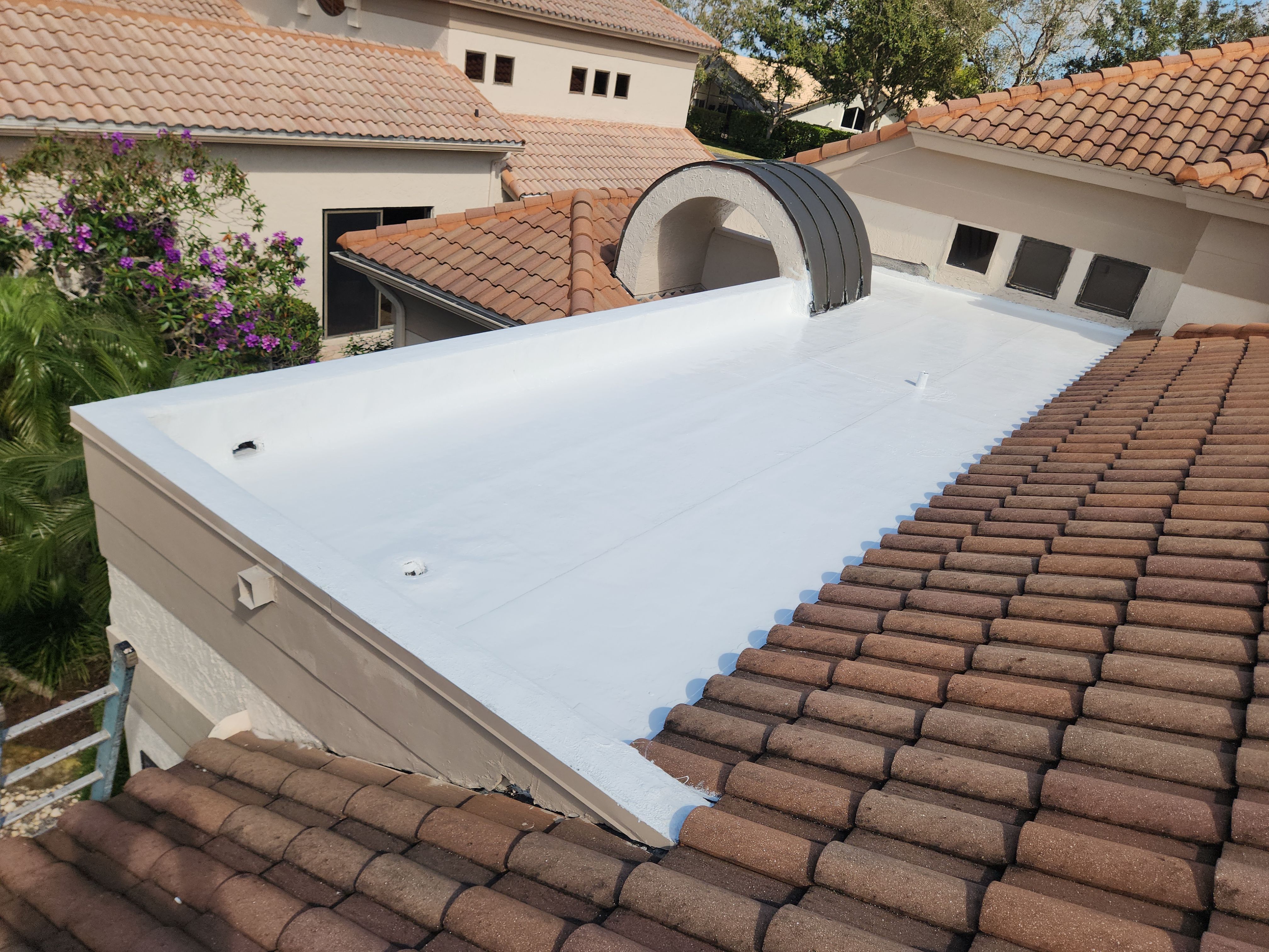 Flat Roof Waterproofing and Silicone Coating in Boca Raton by Aastro Roofing