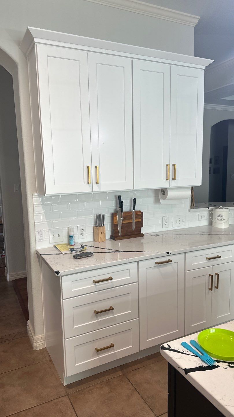 Alto Cedro Kitchen Remodel by Legacy Bath and Kitchen 