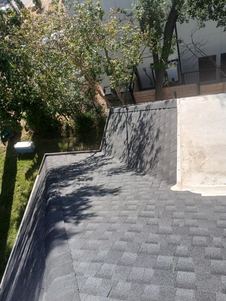 Charcoal - GAF Timberline HDZ by RoofsOnly.com