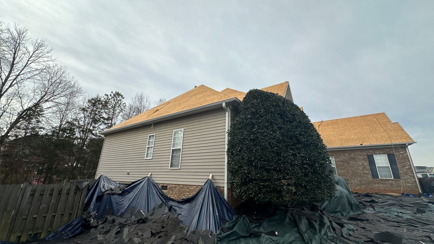 Rock Hill- Williamsburg Gray by Merritt Roofing LLC