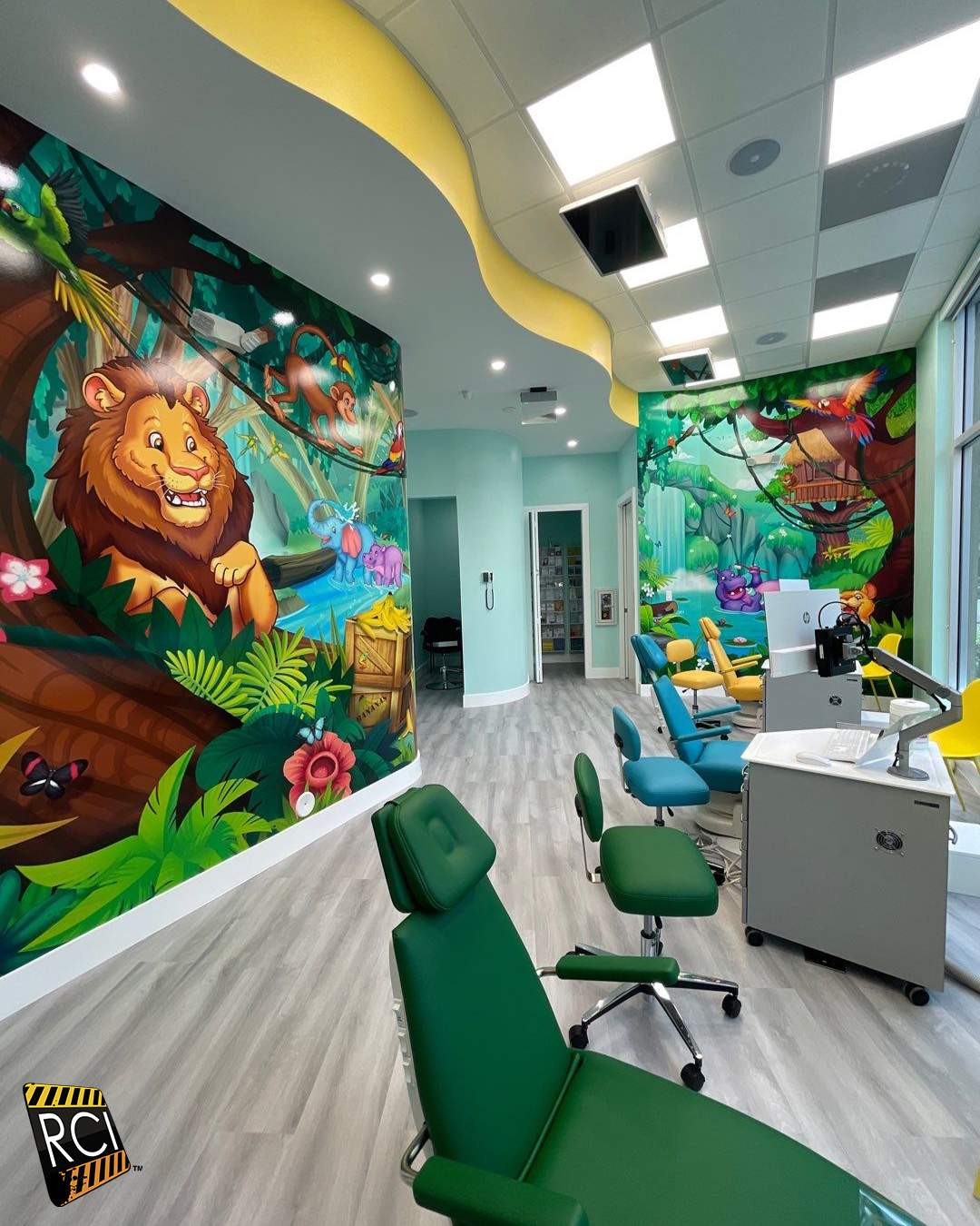 King Pediatric Dentistry by Ruiz Construction Inc