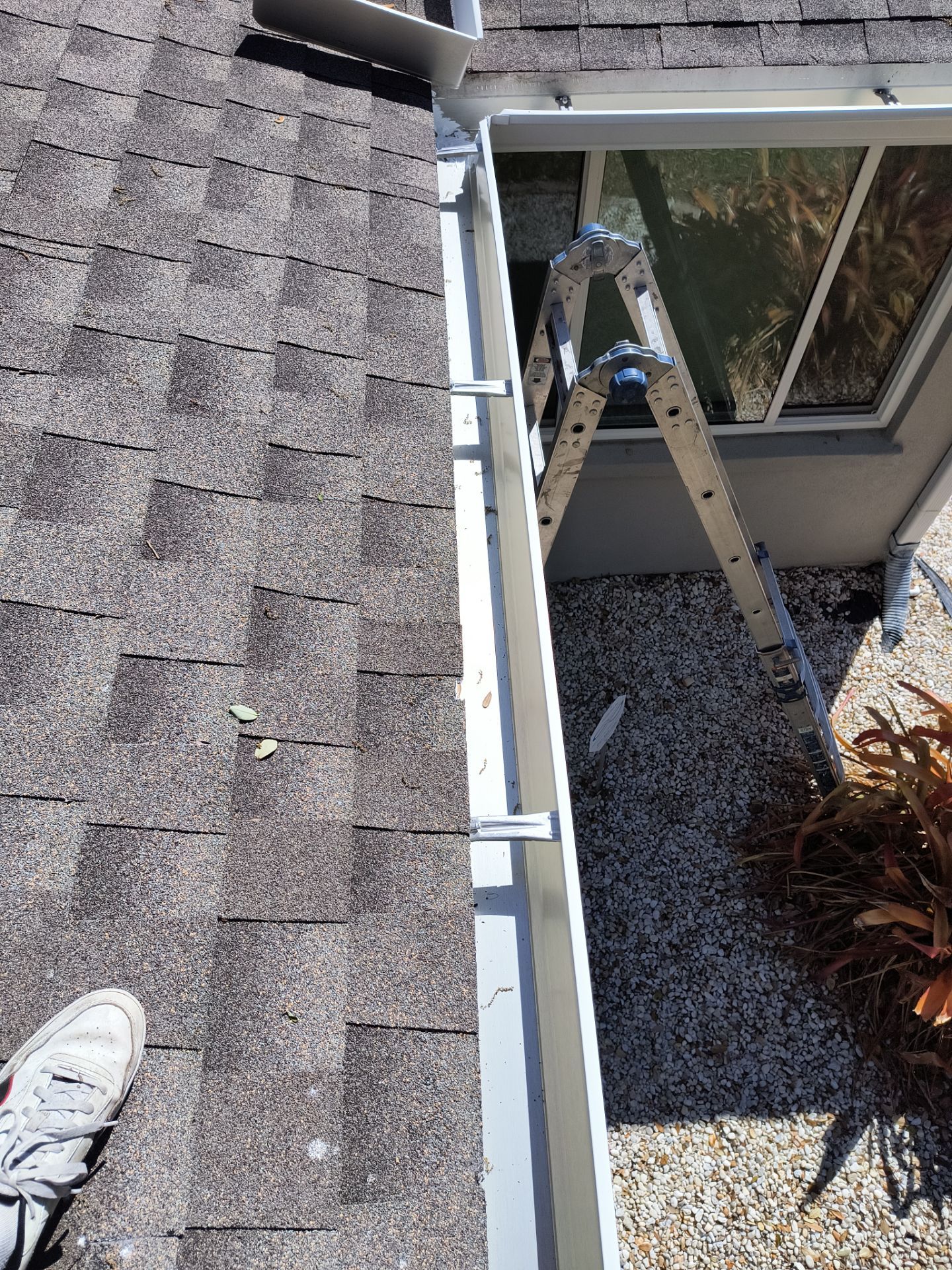 Leaf Guard using Gutter Guards in Sarasota FL by Gutter Professors