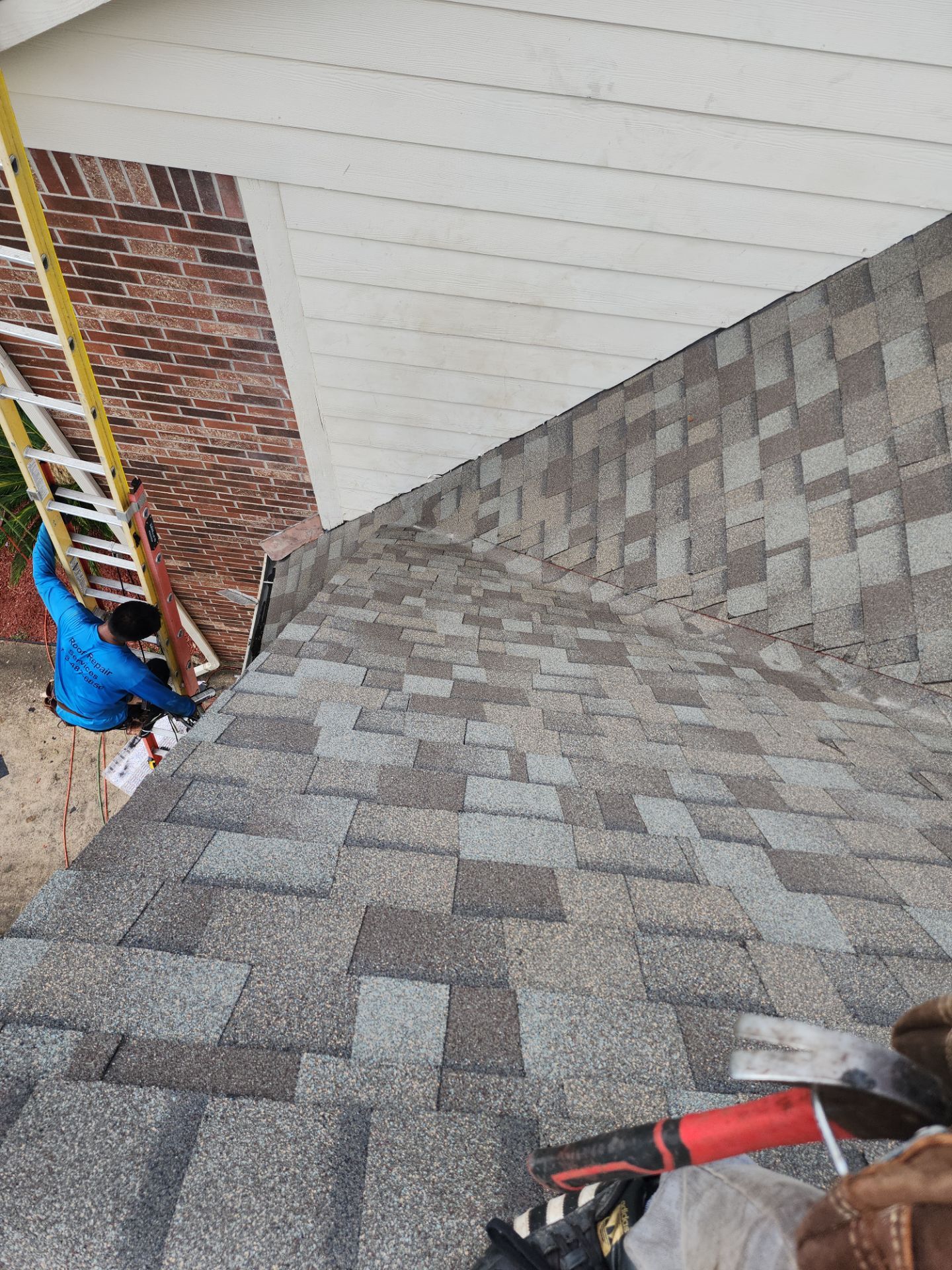 Residential Roofing Installation using Owen's Corning Duration (Lifetime) Shingles by Roof Repair Company
