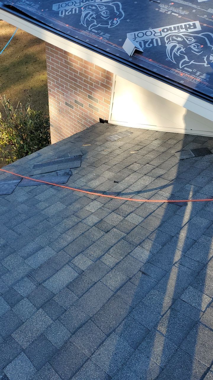Residential Roofing Installation using Owens Corning Oakridge- Williamsburg Gray by Indigo State Roofing