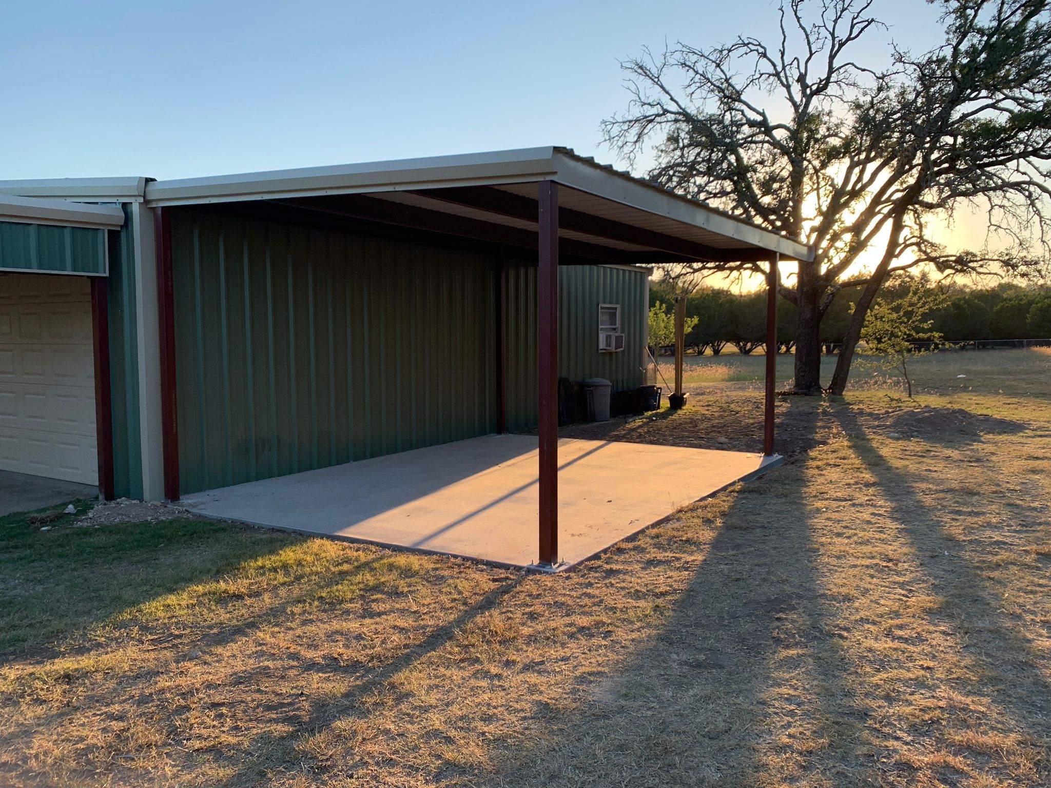 Carports, Metal Patio Covers, Barns, Shops, and more by REPS Austin Area Roofer