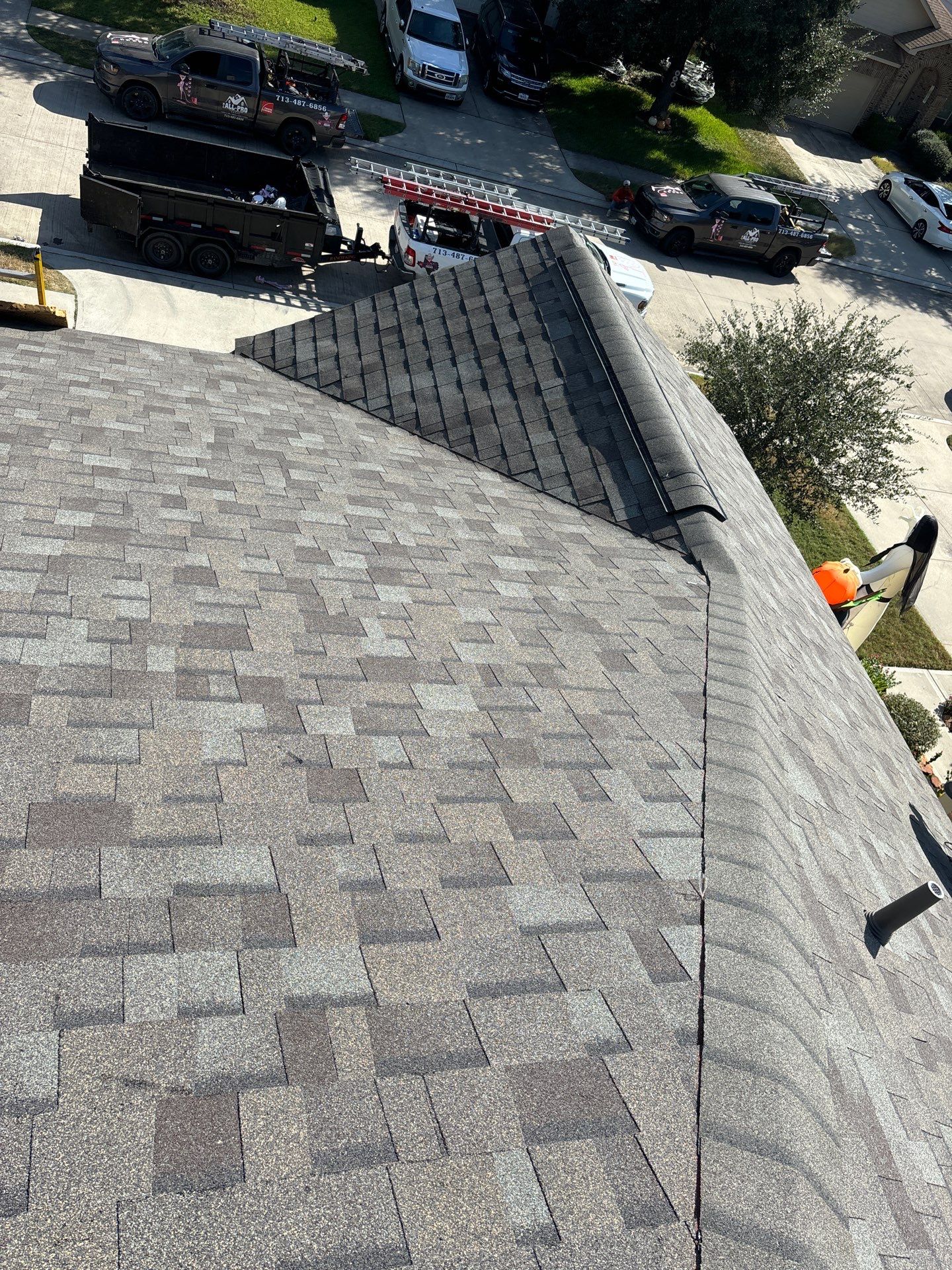 Residential Roofing Installation using Owen's Corning Duration (Lifetime) Shingles by Roof Repair Company