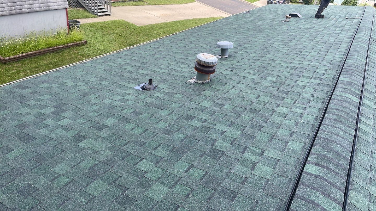 Roof Replacement using CertainTeed Landmark by 180 Contractors