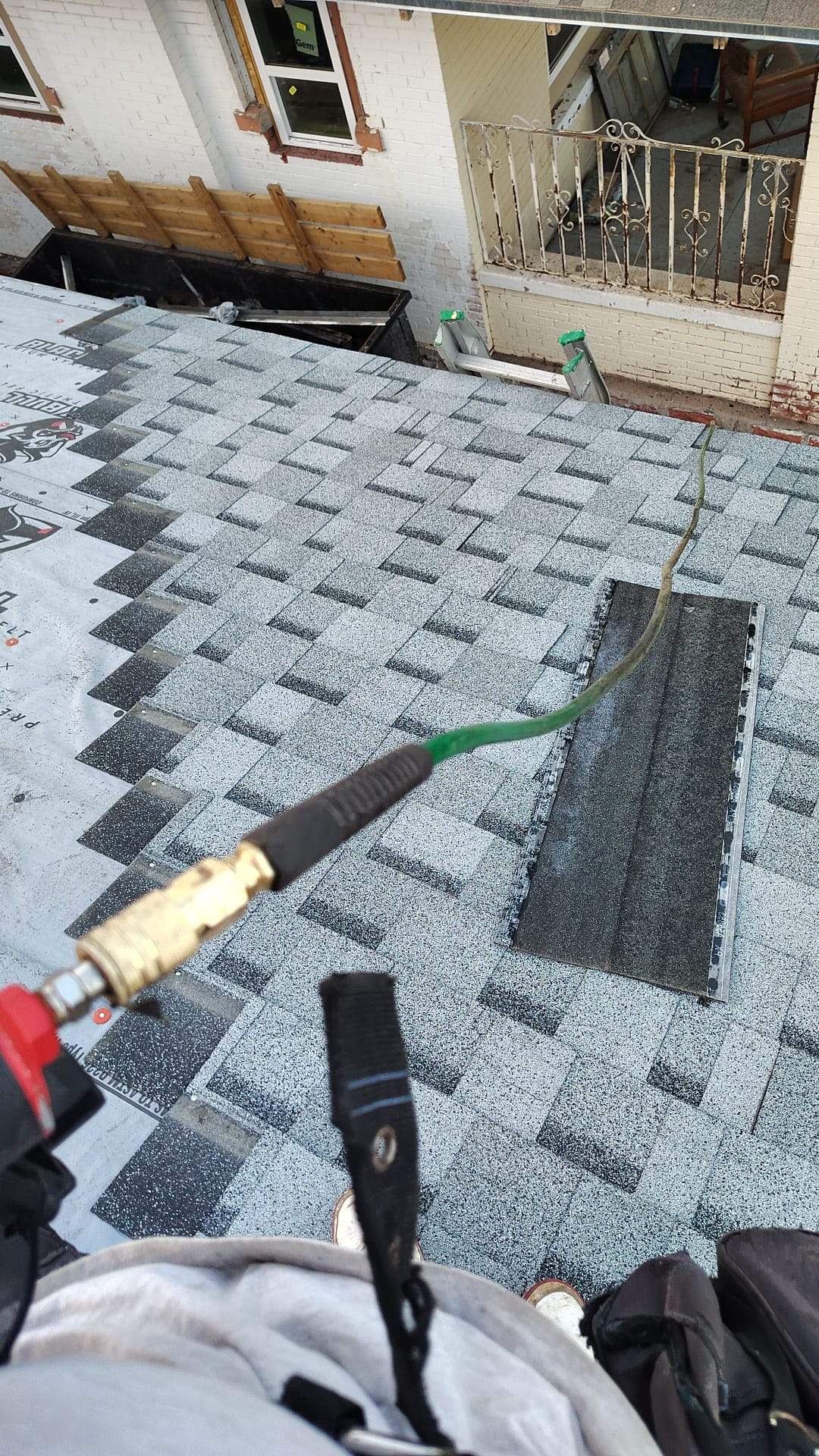Roof and window replacement by Castro Brothers Solutions