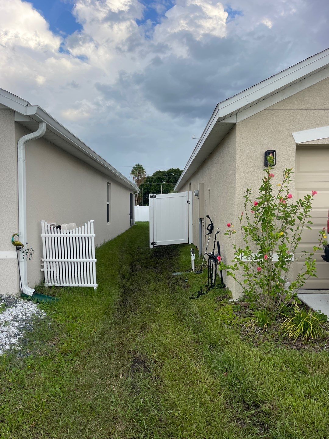 Vinyl Fence Installation using 6ft White Vinyl Picket Fence by Asap fence and gates, LLC