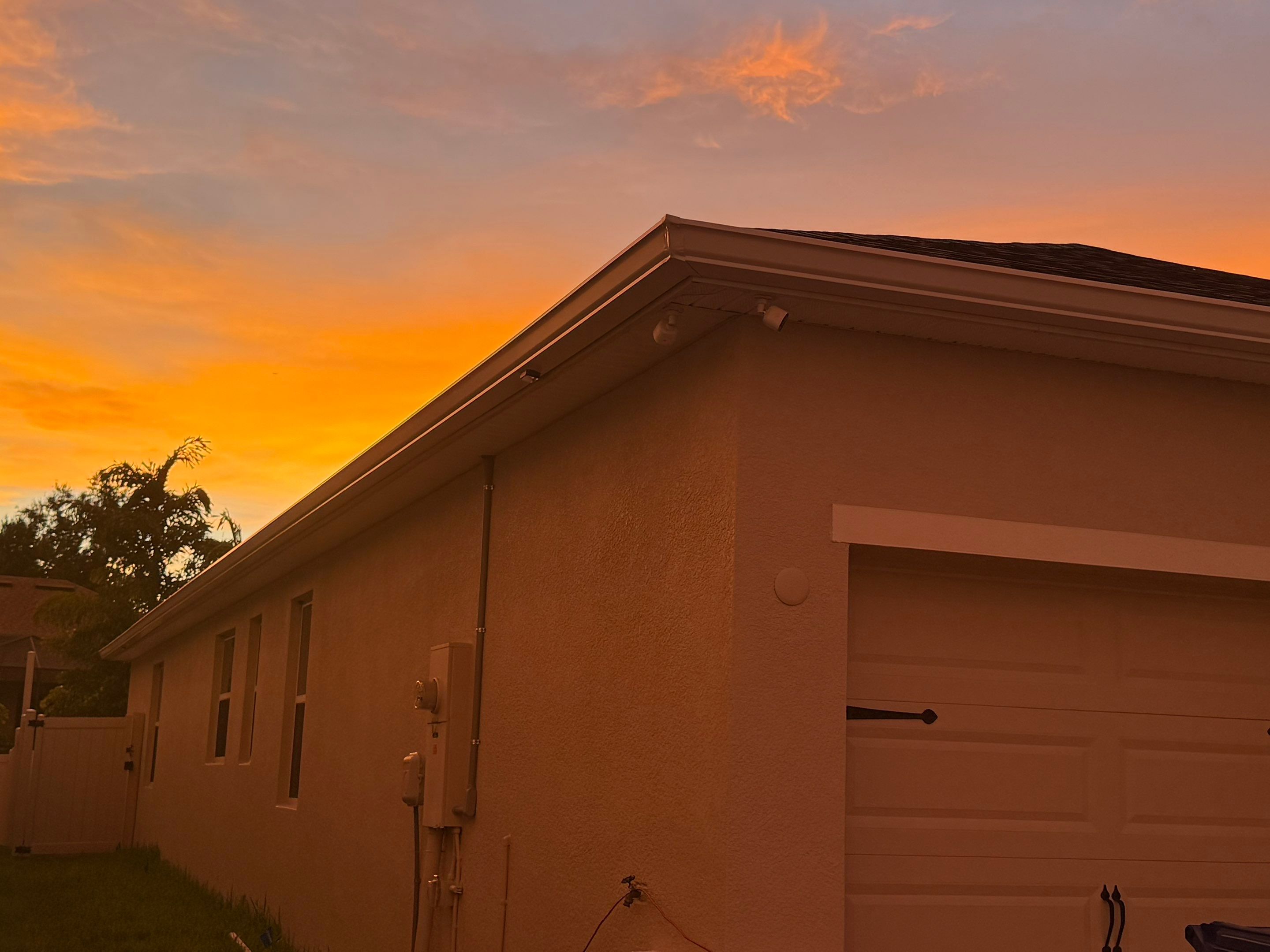 Seamless Gutters with Elegant Design in Lutz FL by Gutter Professors