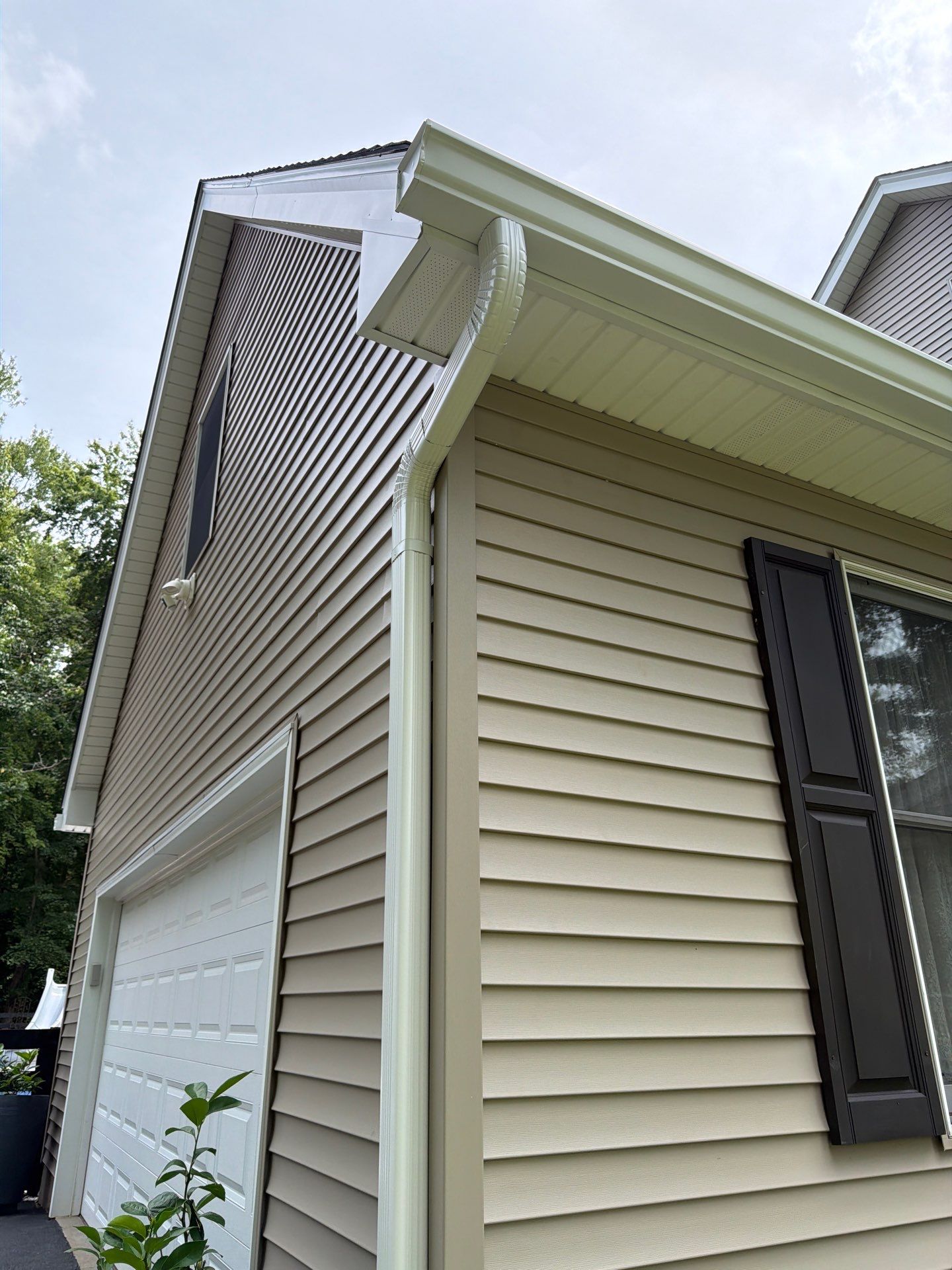 Project in Goshen, KY by Roofing