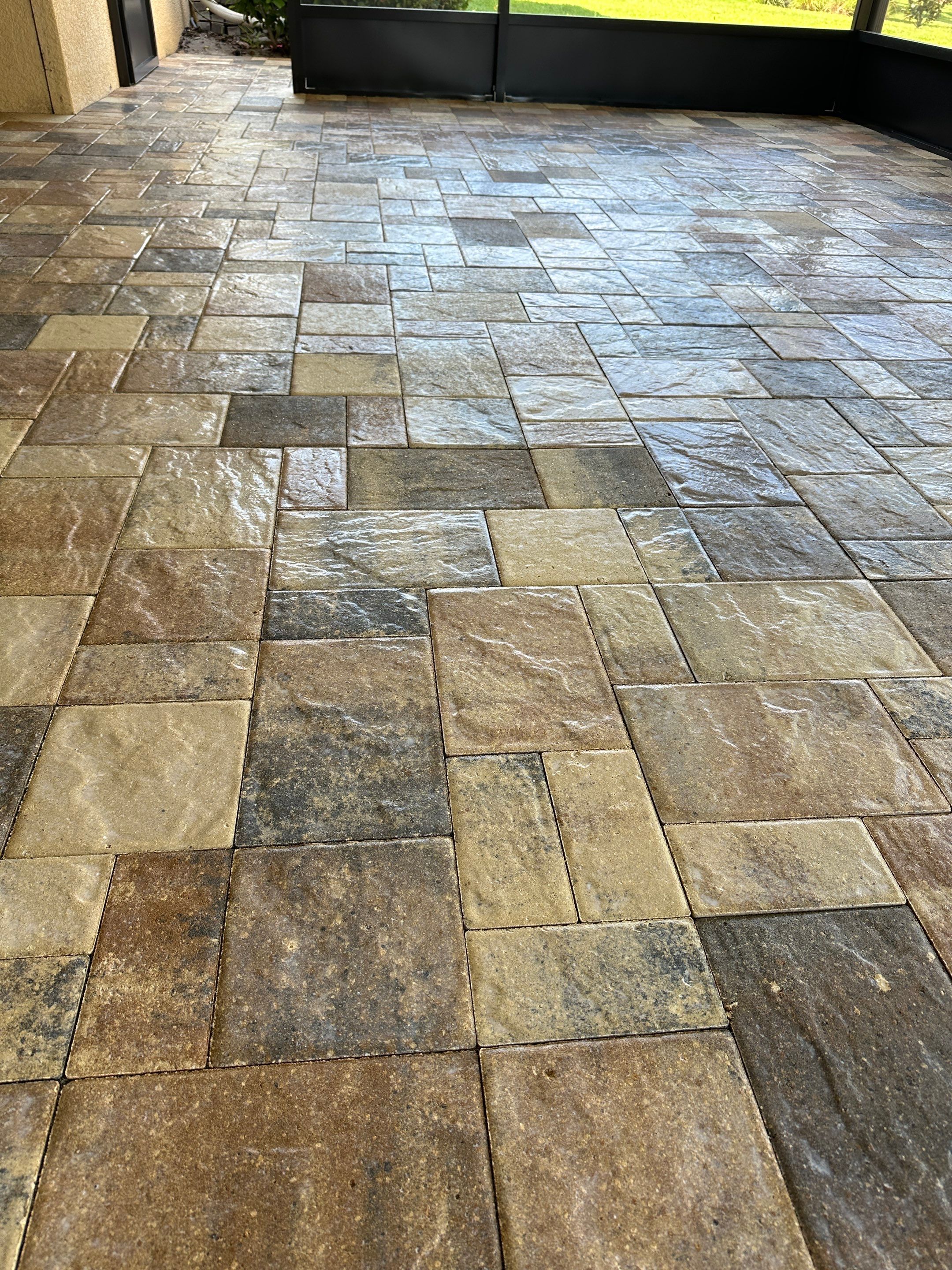 Paver Cleaning and Sealing in Wimauma Valencia Lakes by Supreme Paver Experts