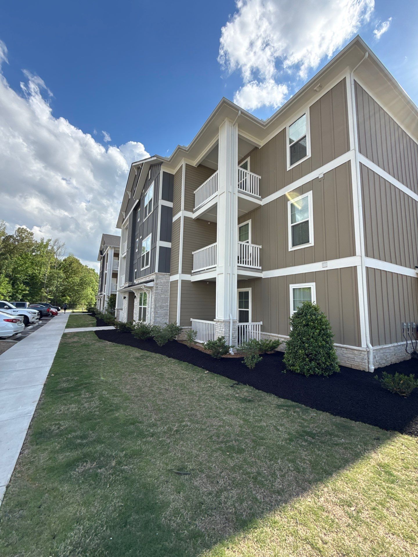 Commercial Property Maintenance by Elite Proscapes LLC