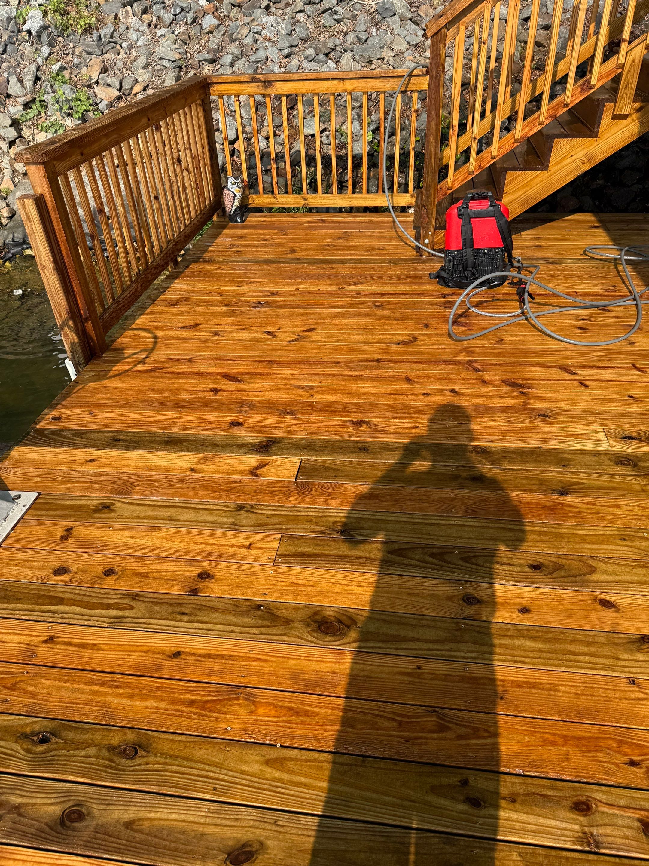 Wood Deck using Wood Sealant by DuraSeal