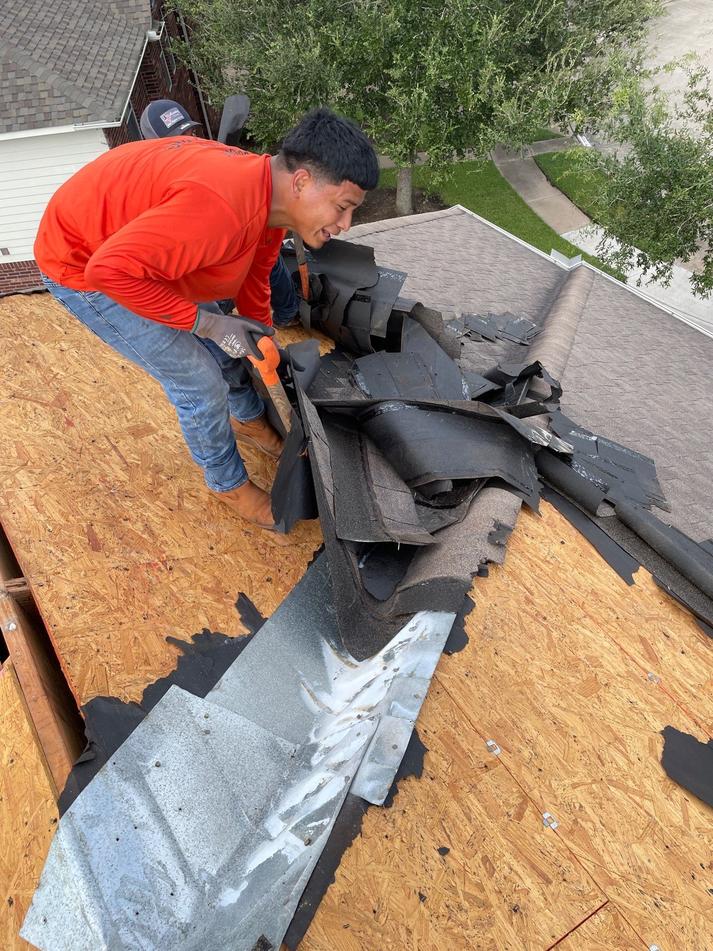 Residential Roofing Installation using Owen's Corning Duration (Lifetime) Shingles by Roof Repair Company
