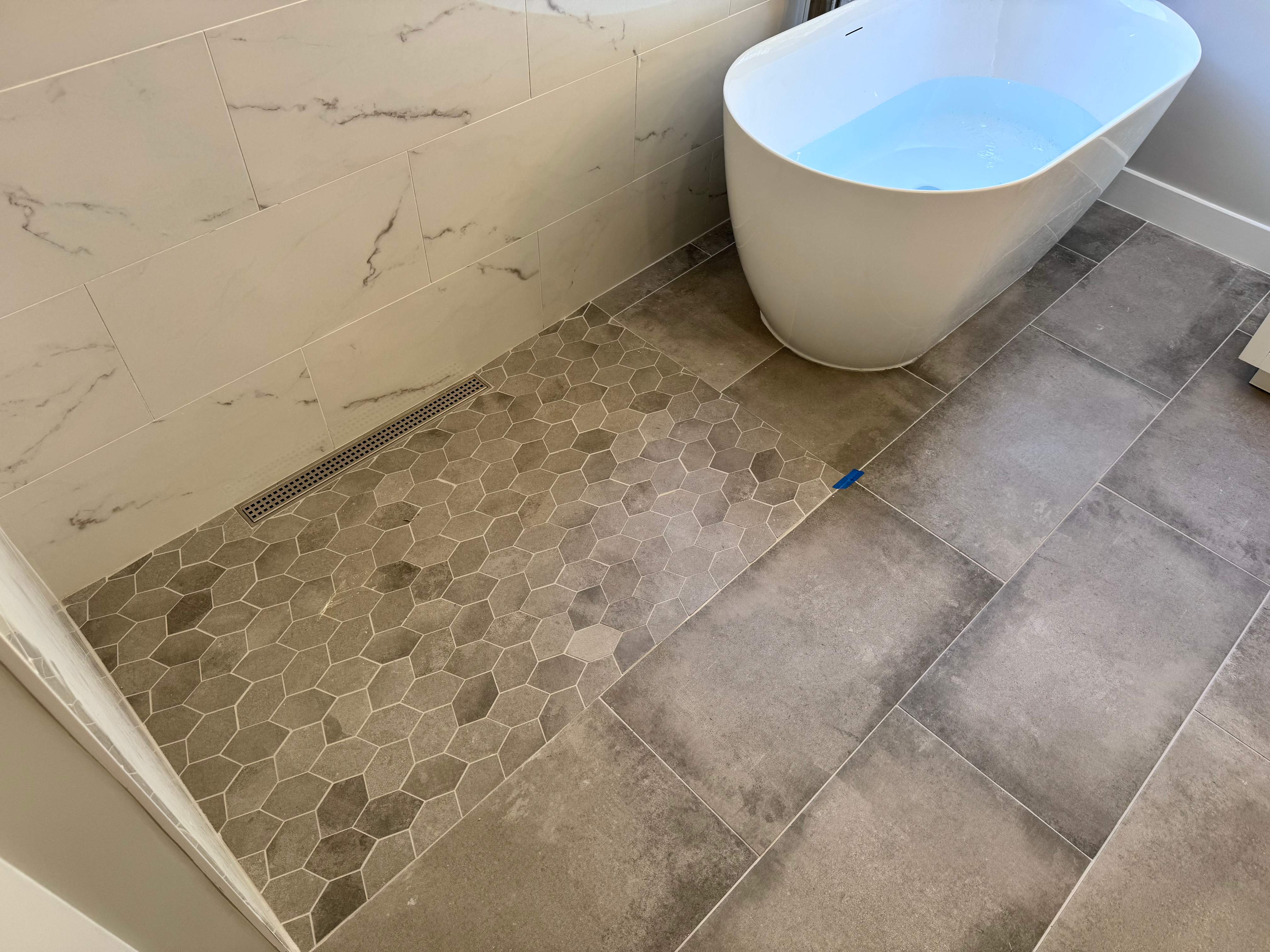 Master bathroom renovation by Prudencio