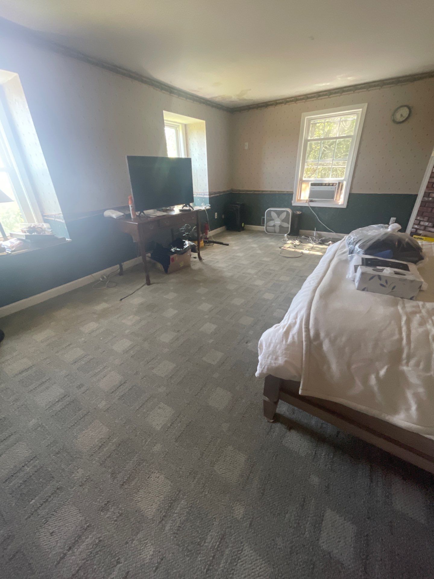 Project in North Smithfield by Mg House Cleaning