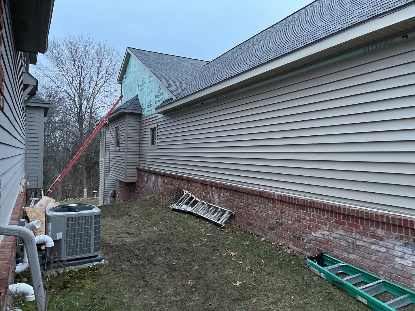 Siding Replacement using CertainTeed Monogram D5 Clapboard by 180 Contractors