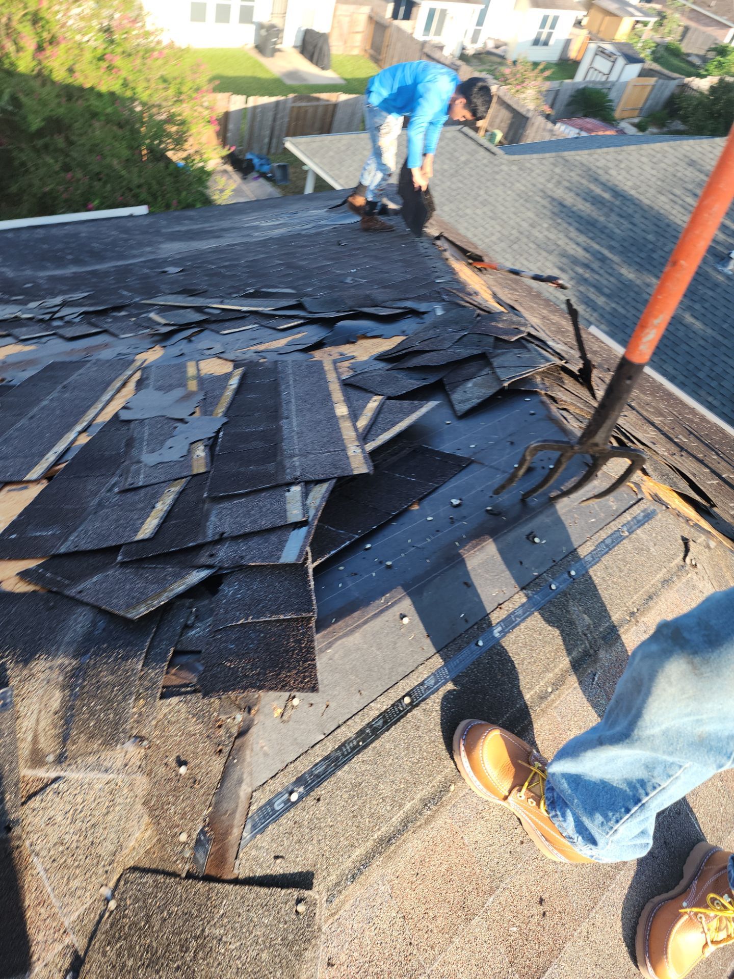 Residential Roofing Installation using Owen's Corning Duration (Lifetime) Shingles by Roof Repair Company