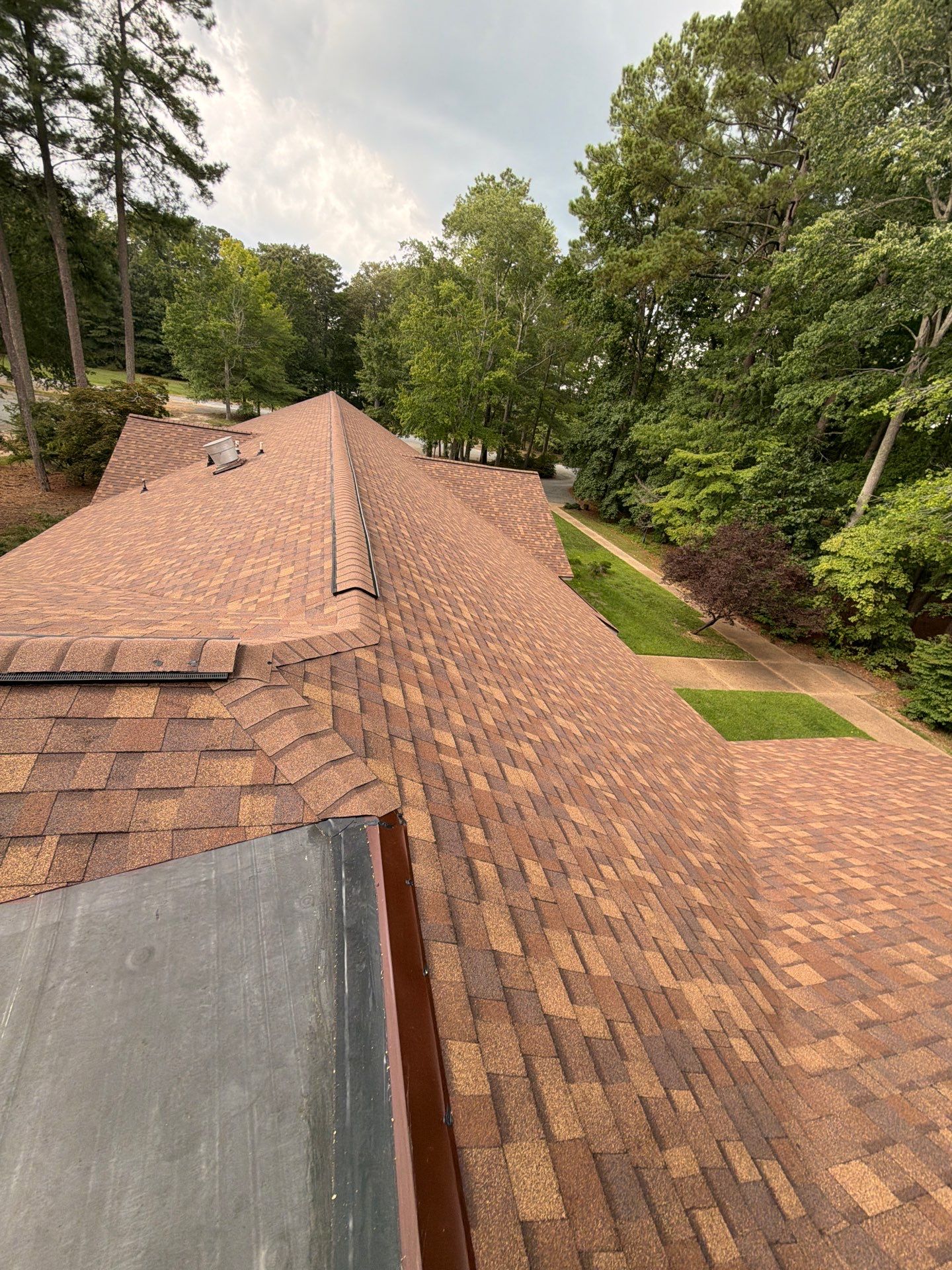 Comprehensive Asphalt Shingle Roof Replacement in Mathews, Virginia by Cade Construction