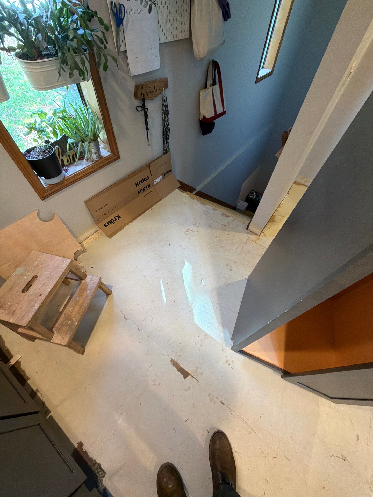 Kitchen Flooring by Handyman State LLC