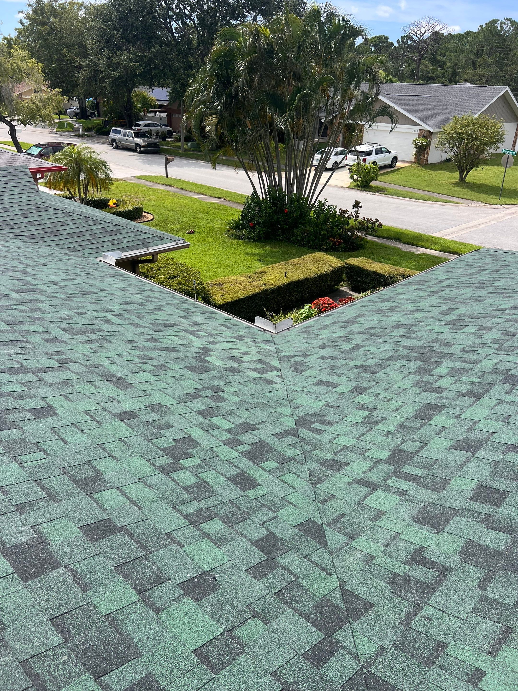 Project in St. Petersburg 33709 by Mitchell Roofing Company LLC 