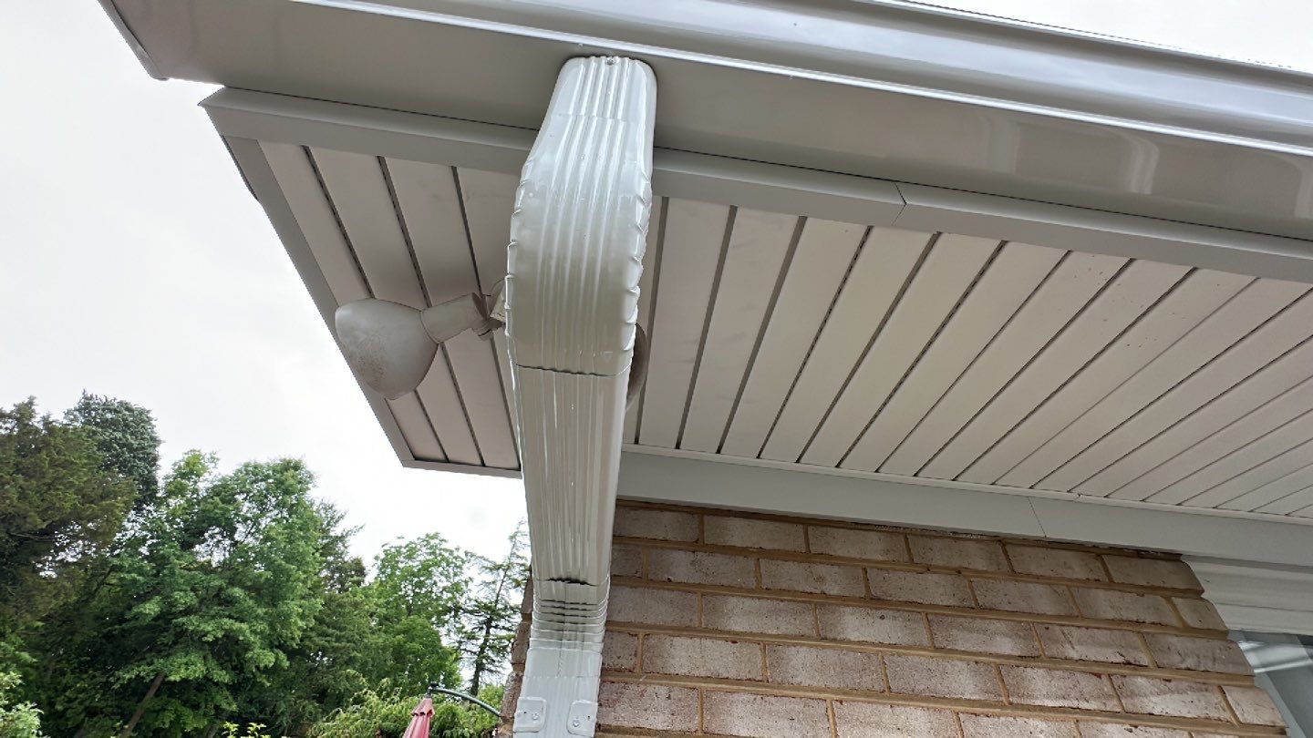 Manassas: CertainTeed Landmark Pro Designer Shingles in Max Def Moire Black by RM Banning, Inc.