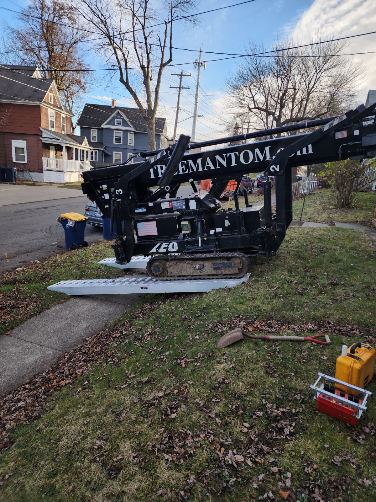 Tree Removal using Spider Lift: Hard Access by Treeman Tom LLC