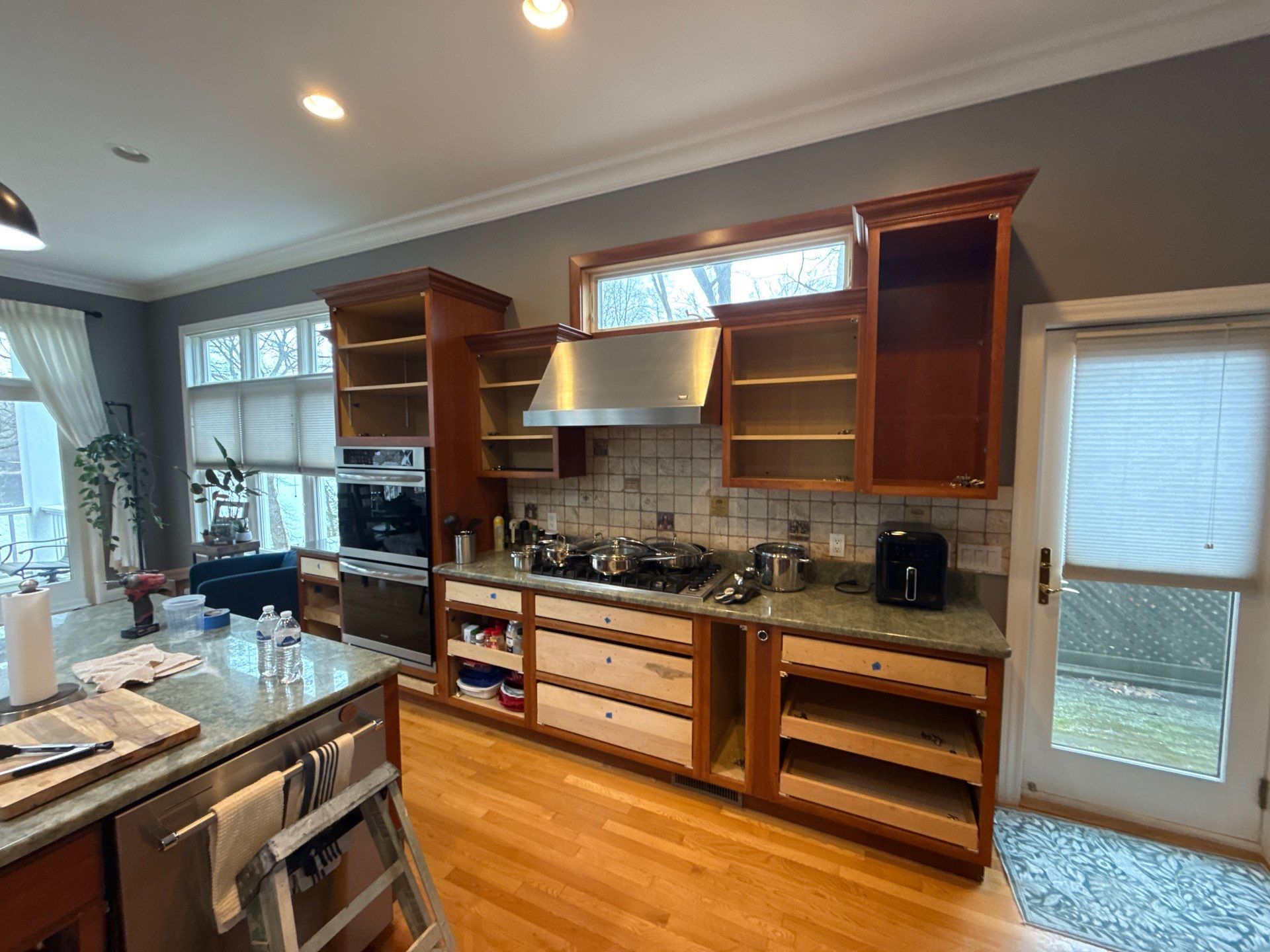 Cabinet Refinishing  by RDP Pro Paint 