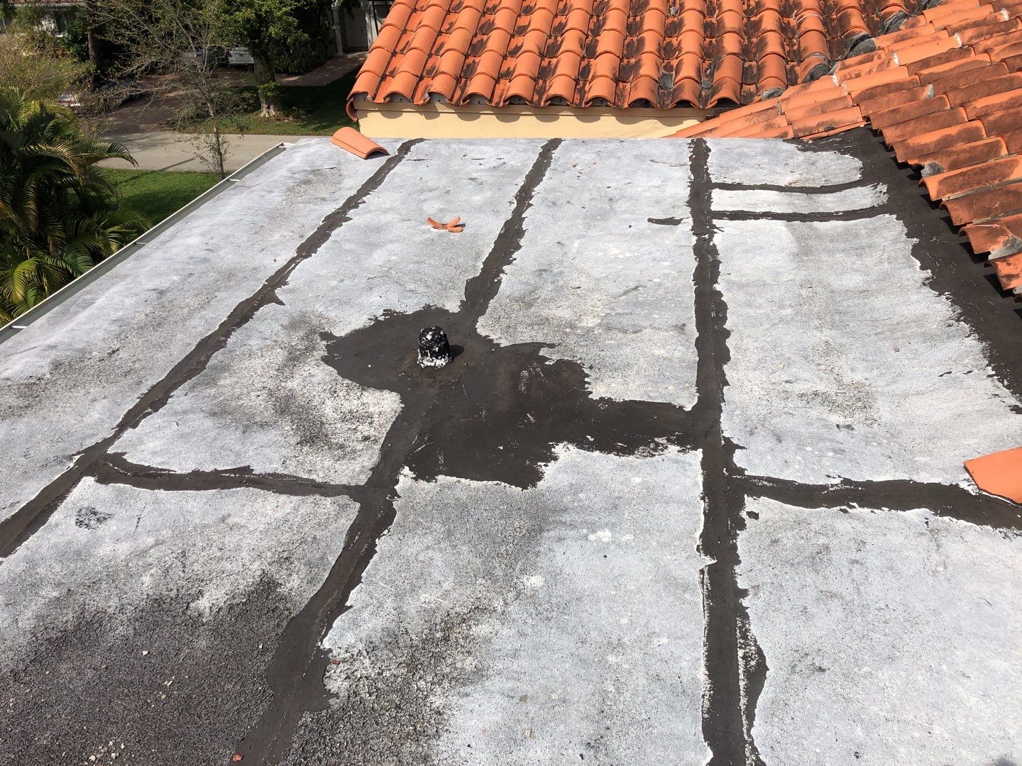 Verea Spanish S  - Fume Color by Istueta Roofing