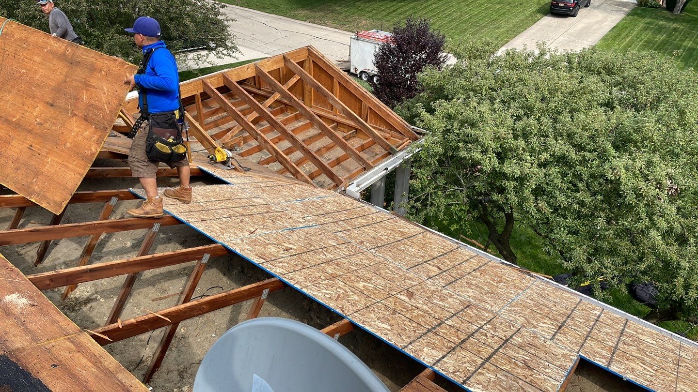 Roof Replacement using CertainTeed Landmark by 180 Contractors